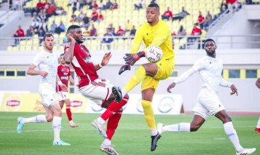 الأهلي يتعادل مع حتا الإماراتي وديًا