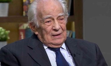 الأربعاء.. «القومي للمسرح» يكرم الفنان رشوان توفيق على مشوراه الفني