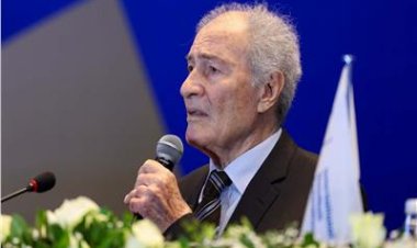 للمرة السابعة على التوالي.. حسن مصطفى يفوز برئاسة الاتحاد الدولي لكرة اليد