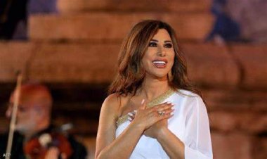 أبرزهم نجوى كرم والهضبة وإليسا.. نجوم سقطوا على المسرح خلال الغناء