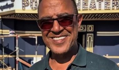أشرف عبد الباقي يعلن عودة «سوكسيه» إلى مسرح بورتو مارينا: موسم استثنائي في انتظار الجمهور