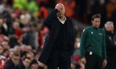 وسط جماهيره.. ليفربول يتلقى هزيمة مذلة أمام آيندهوفن في دوري الأبطال