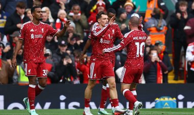 ليفربول يفوز على برايتون بثنائية في الدوري الإنجليزي