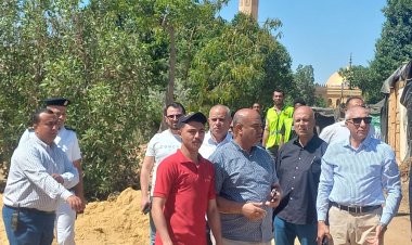 نائب رئيس «المجتمعات العمرانية» يقوم بزيارة مفاجئة لمدينتي 6 أكتوبر وحدائق أكتوبر