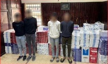 القبض على 4 أشخاص بحوزتهم 36 ألف عبوة سجائر مهربة بالأزبكية