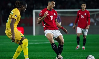 طبيب المنتخب يكشف تطورات إصابته
 محمد حمدي ومصطفى محمد