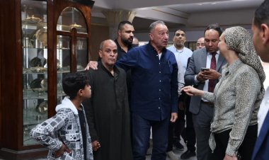 بعد تعرضه لحادث سير قبل القمة.. الخطيب يطمئن على مشجع الأهلي في المستشفى