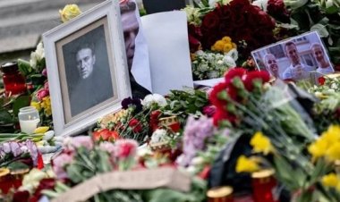 اعتقال 101 شخص في روسيا خلال وقفات تأبين المعارض أليكسي نافالني