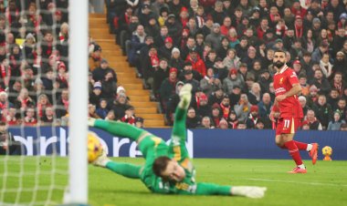 بمشاركة صلاح.. ليفربول يقلب تأخره لفوز مثير على ليستر سيتي