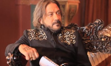 بالصور| وصول النجم العالمي إنريكي أرسي إلى القاهرة