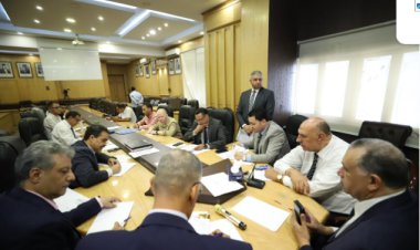 نقيب المحامين يترأس مناقصة توريد مستلزمات مبنى النقابة الجديد