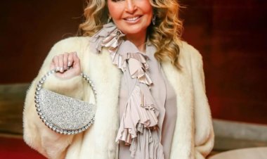 ​«أيقونة الرقي».. يسرا تبهر منصات التواصل بإطلالة شتوية فاخرة بـ«البالطو الطويل»