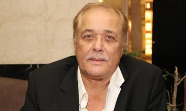 بعد وفاته بـ8 سنوات.. ظهور مؤثر لمحمود عبدالعزيز في مسلسل 'كتالوج' يشعل مشاعر الجمهور