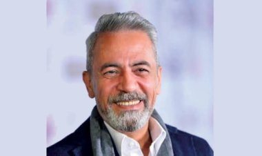 في ذكرى نجيب محفوظ.. صبري فواز يطالب بإعادة النظر في موقع تمثاله ويصفه بـ"المظلوم مرتين"