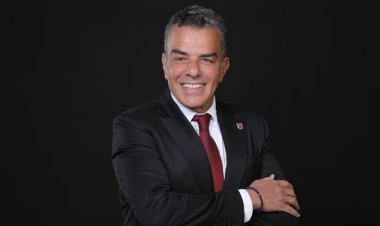 "الخطيب" يكلف "مرتجي" بمهام نائب رئيس النادي الأهلي