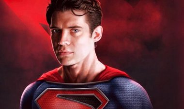 2025.. عودة سلسلة أفلام الخوارق  Superman