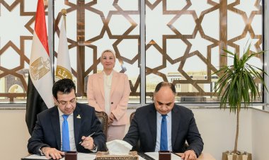وزيرة البيئة تشهد توقيع بروتوكول تعاون بين جهاز شئون البيئة ومؤسسة حارتنا المصرية