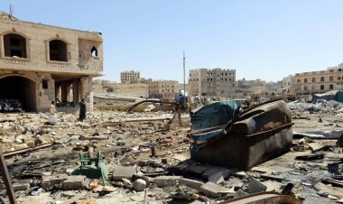 الحكومة اليمنية تتهم "أنصار الله" بتفجير منزل وسط البلاد وقتل 12 من سكانه