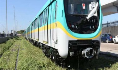 بشرى لأهالي عروس المتوسط... وزير النقل يعلن موعد تشغيل مترو الإسكندرية