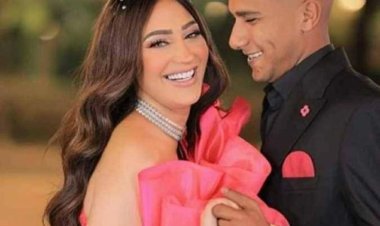 جهاد زوجة عصام صاصا تتشاجر مع بعض الشباب في أحد الشوارع