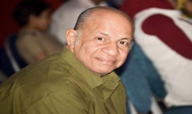 «محتاج دكتور يقولي أعمل إيه».. عيد أبو الحمد يكشف معاناة زوجته بعد مضاعفات حقنة خاطئة