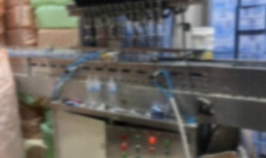 "من الحنفية للزجاجة ".. ضبط مصنع "بير سلم" بالقليوبية يغرق الأسواق بـ 600 ألف عبوة مياه "مغشوشة"