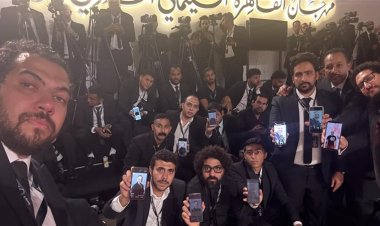 لقطة مؤثرة..  صحفيو مهرجان القاهرة السينمائي يحيون ذكرى المصور الراحل ماجد هلال