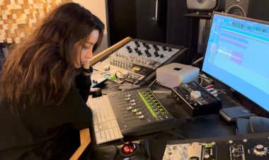 لطيفة تنتهي من تسجيل دعاء جديد إهداء لـ روح والدتها 