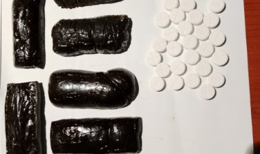 إحباط محاولة صاحبة مصنع ملابس تهريب مخدرات بمطار برج العرب 