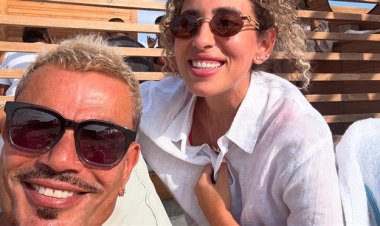 منة عدلى القيعى أول شاعرة فى تاريخ ألبومات عمرو دياب