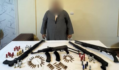 صاحب محل ألعاب  يحول مسكنه وكرًا لتجارة الأسلحة النارية فى بولاق الدكرور 