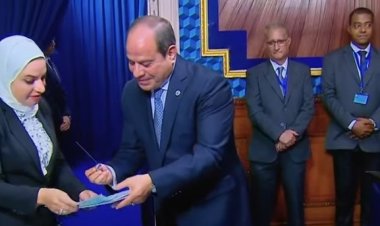 السيسي يُدلي بصوته في انتخابات مجلس الشيوخ 2025 وسط مشاركة شعبية لافتة