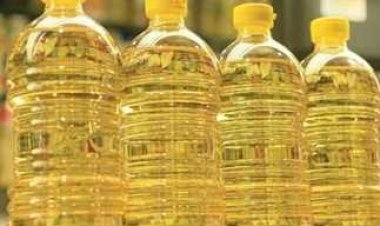 السلع التموينية تطلب 1500 طن زيت طعام للشراء