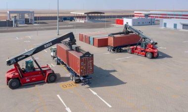 المواني البرية والجافة: دور مهم لميناء أكتوبر في حركة الواردات والصادرات