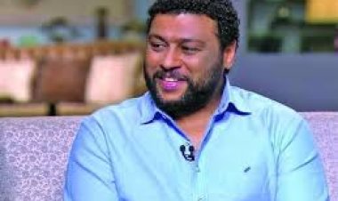 الفنان محمد جمعة يطمئن جمهوره بعد انتشار شائعة وفاته