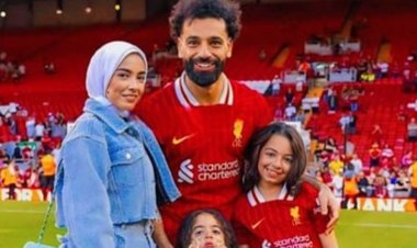 مفيدة شيحة تعلق على حضن كلوب لزوجة محمد صلاح: «مش بيفكر زي سواقين أوبر»