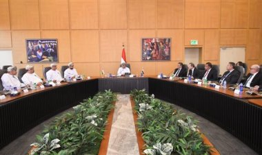 وزير الإسكان العماني يلتقى مسئولى شركات التطوير العقاري لعرض الفرص الاستثمارية