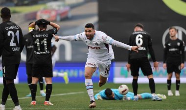 تريزيجيه يقود طرابزون للفوز على بينيديك سبور بثنائية في الدوري التركي