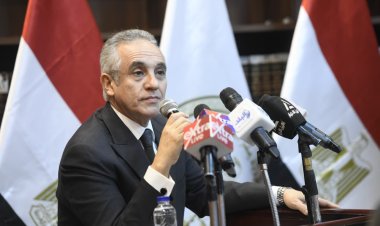 وزير العدل يدشن منظومة الربط الإلكتروني لتعليق الخدمات الحكومية للممتنعين عن سداد النفقة بمحكمة شمال القاهرة.. ويؤكد: لا تهاون في حقوق الأسرة