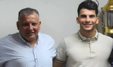 والد "زيزو": استبعاد نجلي من لقاء ستيلينبوش غير منطقي.. وأزمة التجديد تتعلق بالكرامة 