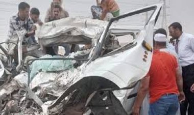 مصرع واصابة 5 أشخاص في حادث تصادم بالطريق الصحراوي الغربي 