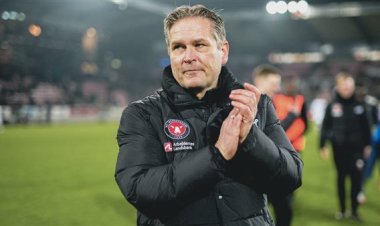 الأهلي يتعاقد رسميًا مع الدنماركي توماسبرج لقيادة الفريق خلفًا لريبيرو