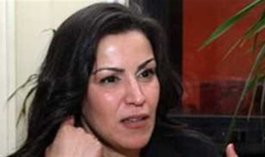 بعد اعتذارها وقولها  "أنا أصلاً فلاحة ".. الجلابية  تنتصر على سمر فرج فودة  وأهلاً بمن يرتدونها فى المتحف