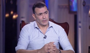 «كانت لي أما بعد أمي».. عصام الحضري يعلن وفاة والدة زوجته