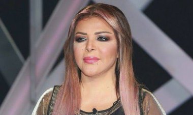 هل تقصد مسؤولين جزائريين كبار؟..  فلة الجزائرية تهدد بإنهاء حياتها أون لاين