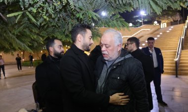 نجوم الفن والمجتمع والرياضة فى عزاء والد زوجة حمادة هلال (صور)