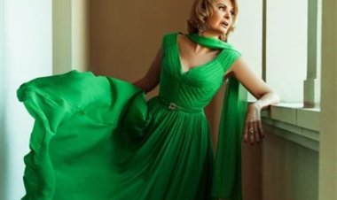 الفرق كبير.. عارضة أزياء ترتدي فستان يسرا يثير الجدل بالسوشيال ميديا