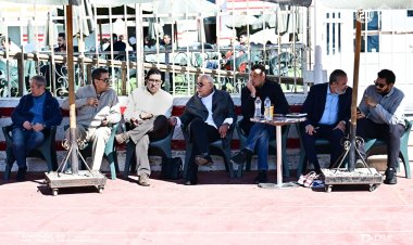 حسين لبيب يتابع مران الزمالك الأخير قبل السفر إلى الجزائر