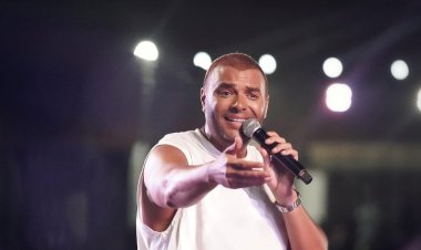 رامي صبري يحيي حفلا كامل العدد في طنطا 