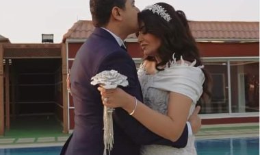 «بناتها سلموها لعريسها».. لقطات من حفل زفاف ريهام عياد مقدمة «القصة وما فيها»